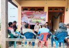 Jumat-Curhat-:-Kapolsek-Cibal-Respon-Keluhan-Warga-Kampung-Wae-Woing