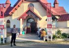 Personil-Polsek-Cibal-Amankan-Perayaan-Misa-di-Gereja-Paroki-Kristus-Raja-Pagal