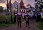 Bhabinkamtibmas-Amankan-dan-Kawal-Perarakan-Patung-Bunda-Maria-dalam-Festival-Golo-Curu