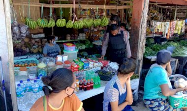 Dengan-Semangat--Bhayangkara,-Sat-Samapta-Polres-Manggarai-Terus-Beri-Imbauan-.