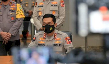 Hari-Ini,-Panglima-TNI-dan-Kapolri-Tinjau-Vaksinasi-di-Madiun-dan-Bangkalan