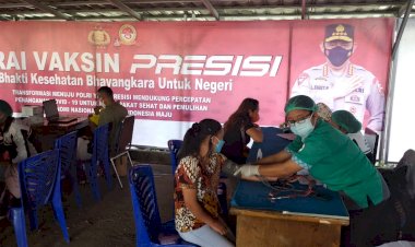 Kegiatan-Vaksinasi-Masal-Tahap-II-bagi -masyarakat-yang-telah-mengikuti-Vaksinasi-Tahap-I-pada-tanggal-06-Juli-2021-di-Polres-Manggarai. 