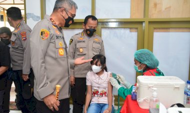 Tinjau-Pelaksanaan-Vaksinasi-Merdeka-Anak,-Kapolda-NTT-:-Target-yang-Harus-Dicapai-dengan-Jumlah-Anak-yang-Ada-di-Wilayah-Nusa-Tenggara-Timur-ini-kurang-lebih-607.189