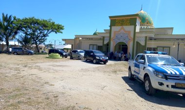 Pengawalan-Jemaah-Haji-asal-Kabupaten-Manggarai