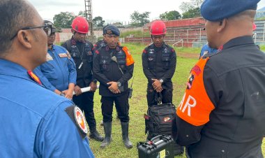 Polri-Sisir-Lokasi-Desa-Diduga-Terisolir-Pakai-Helikopter-dan-Drone