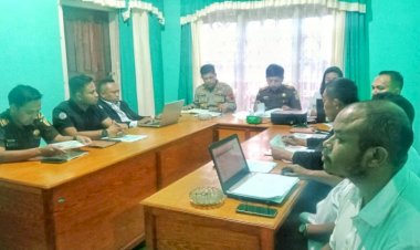 RAPAT-SENTRA-GAKKUMDU-KABUPATEN-MANGGARAI-ANTARA-BAWASLU-KABUPATEN-MANGGARAI,-POLRES-MANGGARAI-DAN-KEJAKSAAN-NEGERI-MANGGARAI.