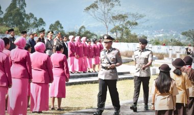 Ziarah-TMP-Lalong-Tanah-Polres-Manggarai