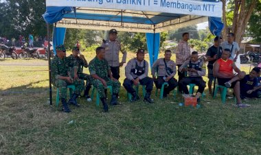 Sinergitas-Polsek-Satar-Mese-dan--Koramil-1612-07-amankan-pertandingan-sepak-bola-Satamese-Cup