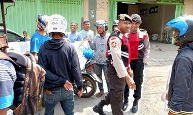 Patroli-Sabhara-Ruteng:-Polisi-Gencar-Lakukan-Patroli-Dialogis-dan-Pengaturan-Arus-Lalin