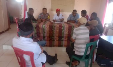 BRIPKA-YONI-TANDUNGAN:-Bhabinkamtibmas-Kecamatan-Ruteng-Berikan-Himbauan-TPPO-di-Desa-Golo-Worok-dan-Bangka-Wela