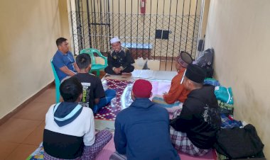 Pembinaan-Rohani-di-Rutan-Polres-Manggarai-bagi-Tahanan-Beragama-Islam