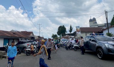 Satuan-lalu-Lintas-Polres-Manggarai-Lakukan-Pamturlalin-saat-Sholat-Jumat-di-Masjid-Agung-Baiturrahman-Ruteng