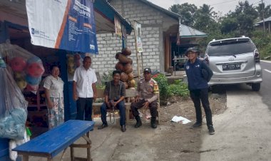 Sosialisasi-TPPO,-Antisipasi-Rabies,-Curanmor,-dan-Pencegahan-Kebakaran-oleh-Bripka-ARSEL-LIUNIMA-di-Satarmese-Barat,-Kabupaten-Manggarai