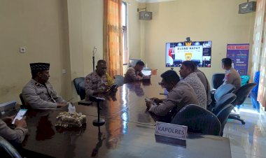 Bimbingan-Rohani-Memperkuat-Spiritualitas-Anggota-Polri/PNS-Polri-Polres-Manggarai