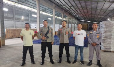 Operasi-Mantap-Brata:-Polres-Manggarai-Tempatkan-Personil-Pengamanan-Gudang-Logistik-KPU-Kabupaten-Manggarai