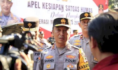 Polri-Beri-Tips-Nikmati-Libur-Natal-dan-Tahun-Baru-dengan-Nyaman,-Aman-dan-Selamat