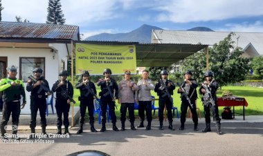 Polres-Manggarai-Terjunkan-Personil-Pengamanan-Misa-Natal-ke-2-di-Gereja-Gereja-Kabupaten-Manggarai