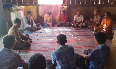 Bhabinkamtibmas-Kecamatan-Reok-Barat-Himbau-Kamtibmas-Melalui-Patroli-Dialogis