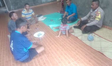 Bripka-ARSEL-LIUNIMA-Sosialisasi-TPPO,-Antisipasi-Penyebaran-HPR,-Curanmor,-dan-Himbauan-Pemilu-Damai-di-Satarmese-Barat,-Kabupaten-Manggarai