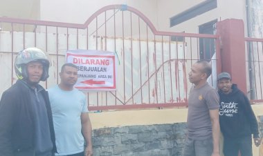 Personil-Polres-Manggarai-Bersihkan-dan-Terapkan-Ketertiban-di-Depan-Asrama-Polres