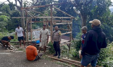 Bhabinkamtibmas-Kecamatan-Wae-Ri'i-Himbau-Warga-Jaga-Kamtibmas-dan-Waspada-Bencana-Alam