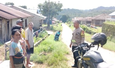 Bhabinkamtibmas-Selestinus-Soro-Giat-Patroli-dan-Sosialisasi-di-Desa-Bangka-Kenda