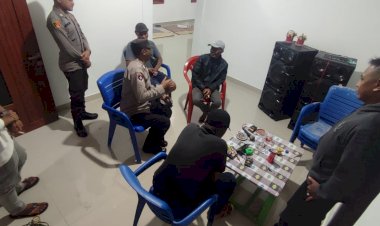 Piket-SPKT-dan-Piket-Fungsi-Polres-Manggarai-Tanggap-Keluhan-Warga,-Hentikan-Kegiatan-Karaoke-Larut-Malam-di-Cewonikit,-Ruteng