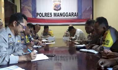 Pimpin-Anev-Mingguan-Kapolres-Manggarai:-Kesiapan-Mengamankan-PSU-dan-Pasca-Pemilu