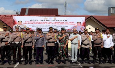 Kapolres-Manggarai-pimpin-Apel-Gelar-Pasukan-Operasi-Keselamatan-Turangga-T.A.-2024-dan-Pencanangan-Aksi-Keselamatan-Jalan.
