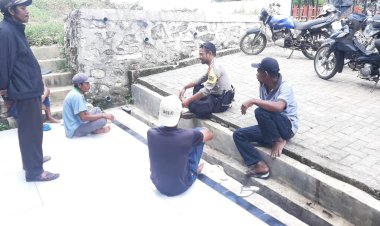 Bhabinkamtibmas-Reok-Barat,-aktif-himbau-warga-Jaga-Keamanan-Lingkungan-dan-waspada-Bencana-Alam.