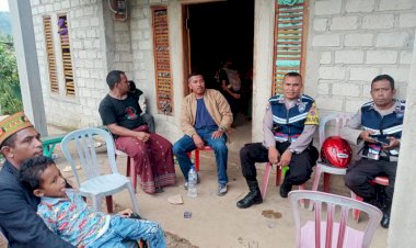 Bhabinkamtibmas-Kecamatan-Lelak-Himbau-Warga-untuk-Perhatikan-Keamanan-dan-Lingkungan