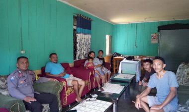 Bripka-Yoni-Tandungan-Bangun-Keterlibatan-Komunitas-dalam-Memelihara-Keamanan-dan-Keselamatan-di-Desa-Benteng-Kuwu