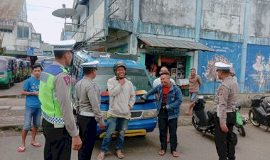 Patroli-KRYD-Sat-Lantas-Polres-Manggarai:-Himbau-Keselamatan-Berlalu-Lintas