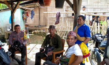 Patroli-dan-Sambang-Bhabinkamtibmas-Lelak-Himbau-Warga-Waspada-terhadap-Bahaya-Kamtibmas