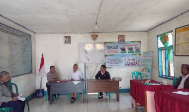 Bripka-Yoni-Tandungan-Bhabinkamtibmas-Kecamatan-Patroli-dan-Sambang-di-Desa-Compang-Namut
