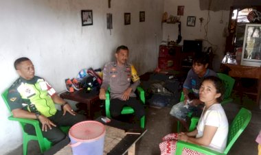 Bhabinkamtibmas-dan-Bhabinsa-Langke-Rembong-Berikan-Himbauan-Kepada-Warga-Kampung-Nekang