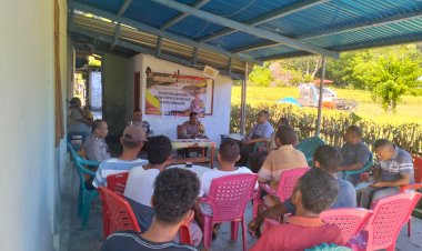 Jumat-Curhat-Polsek-Reo:-Warga-Sampaikan-Masalah-Tanah-dan-Permintaan-Pemasangan-Plang