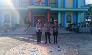 Konsisten,-Polres-Manggarai-Terjunkan-Personil-Pengamanan-Ibadah-Minggu