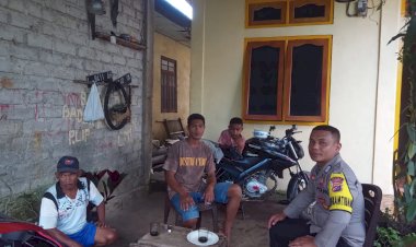 Bripka-Yoni-Tandungan-Aktifkan-Patroli-Dialogis-untuk-Menjaga-Kamtibmas-di-Desa-Benteng-Kuwu