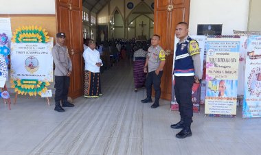 Kapospol-Lelak-pimpin-Pengamanan-Misa-Arwah-dan-Pemakaman-Alm.-RD.-Patris-Bolla