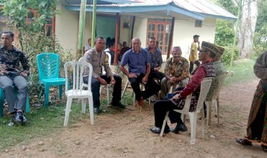 Bhabinkamtibmas-Kecamatan-Wae-Ri,-I,-Bripka-Selestinus-Soro-Melaksanakan-Pengamanan-Acara-Misa-Syukuran-Panca-Windu-Imamat-Pater-Yakobus-Modo,-SVD