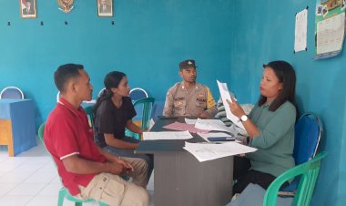 Bhabinkamtibmas-Reok-Barat-Gelar-Sambang-dan-Diskusi-di-Kantor-Sekretariat-PPS-Desa-Sambi