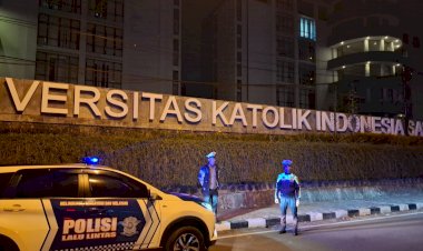 Sat.-Lantas-Polres-Manggarai-Gelar-Patroli-Malam-Antisipasi-Balap-Liar-dan-Knalpot-Tidak-Sesuai-Spesifikasi-Teknis-di-Ruteng