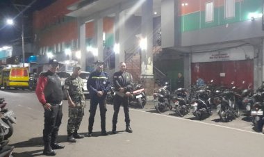 Bhabinkamtibmas-Kec.-Langke-Rembong-Laksanakan-Pengamanan-Resepsi-Pernikahan-di-MCC-Ruteng.