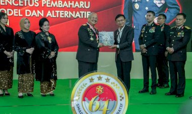 Sespim-Lemdiklat-Polri-Gelar-Kegiatan-Pemberian-Rekor-MURI-Untuk-Literasi-dan-Art-Policing-Lukisan