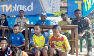 Pengamanan-Pertandingan-Olahraga-oleh-Bhabinkamtibmas-dan-Babinsa-dalam-Rangka-Ulang-Tahun-Paroki-Kajong-ke-17