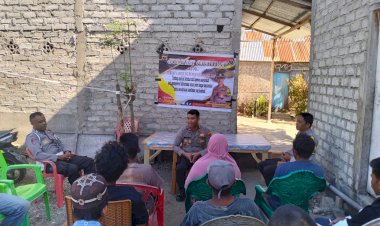 Kapolsek-Reo-Gelar-Jumat-Curhat-Bersama-Warga-Kampung-Ni,u,-Kelurahan-Mata-Air