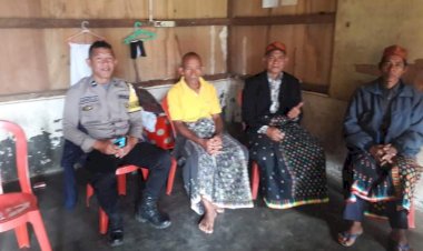 Bhabinkamtibmas-Kecamatan-Ruteng-Lakukan-Patroli-Dialogis,-Sampaikan-Himbauan-Kamtibmas