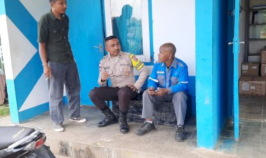 Bhabinkamtibmas-Kecamatan-Cibal-Laksanakan-Patroli-dan-Sambang-di-Kelurahan-Pagal