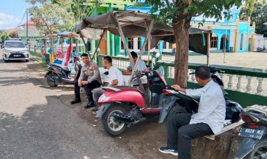 Kapolsek-Reo-Laksanakan-Patroli-Dialogis-di-Kompleks-Mesjid-Nurul-Huda-Reo